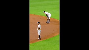 Jose Altuve and Carlos Correa take the field on defense/warm up...4/3/18