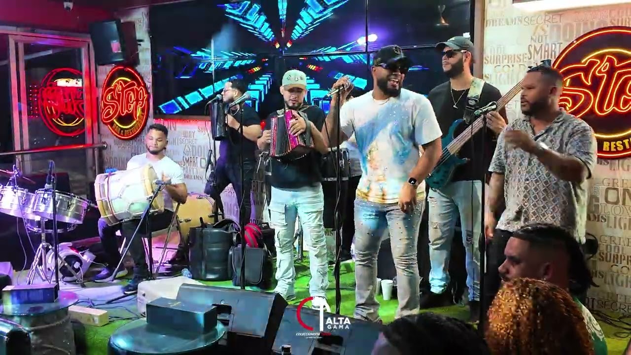 Download Los Poderoso Tipicos - Agua De Tu Fuente (Sufre Callada) Para Chipeo MP3