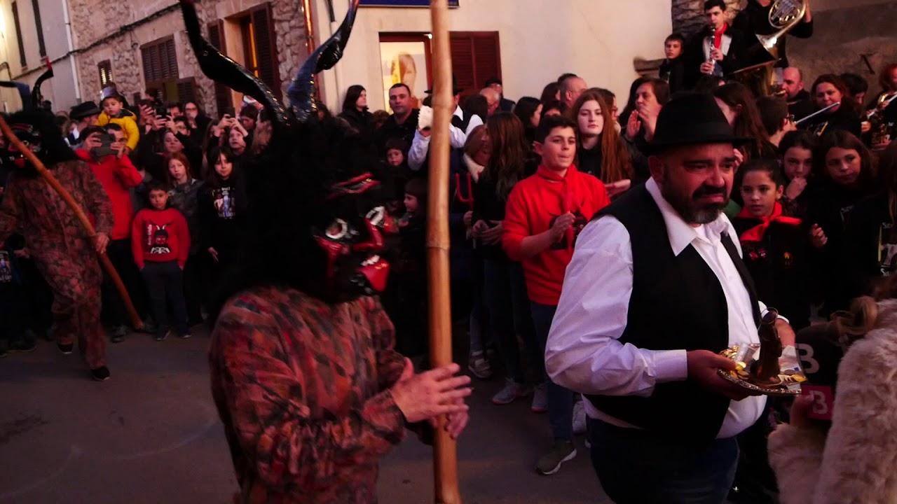 Ball dels dimonis de Sant Llorenç. Sant Antoni 2018