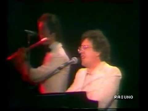 Peppino di Capri "Fiore di Carta" auf YouTube ansehen Peppino di Capri "Fiore di Carta" auf YouTube ansehen