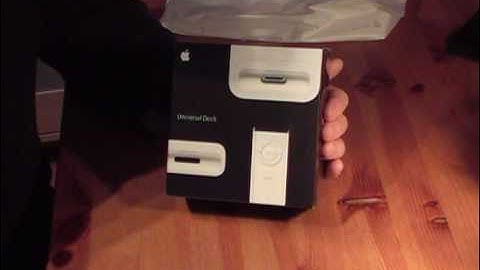 Unboxing the Apple Universal Dock              (Recorded 14/04/09)
