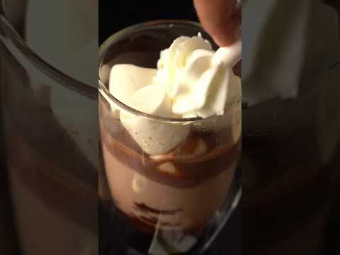 الشوكولاتة الفاخرة الرقيقة من بستاني      