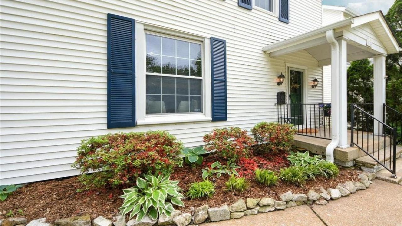 6454 Odell Street, St Louis, MO Presented by O'Brien Realty Group.