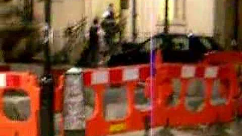 Come si chiama il poliziotto londinese?
