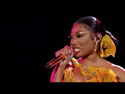 Encanto, Megan Thee Stallion - We Don't Talk About Bruno (Live at Oscars 2022)