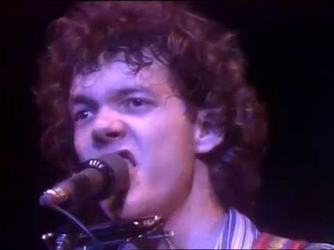 YouTube पर Steve Forbert - Say Goodbye To Little Jo - 7/6/1979 - Capitol Theatre (Official) देखें YouTube पर Steve Forbert - Say Goodbye To Little Jo - 7/6/1979 - Capitol Theatre (Official) देखें