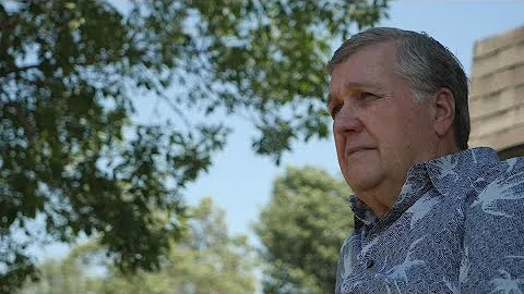 View a gripping interview with Vietnam War veteran...