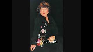 Güzide Kasacı - Aşk Denilen Ateşe Yanalım Mı