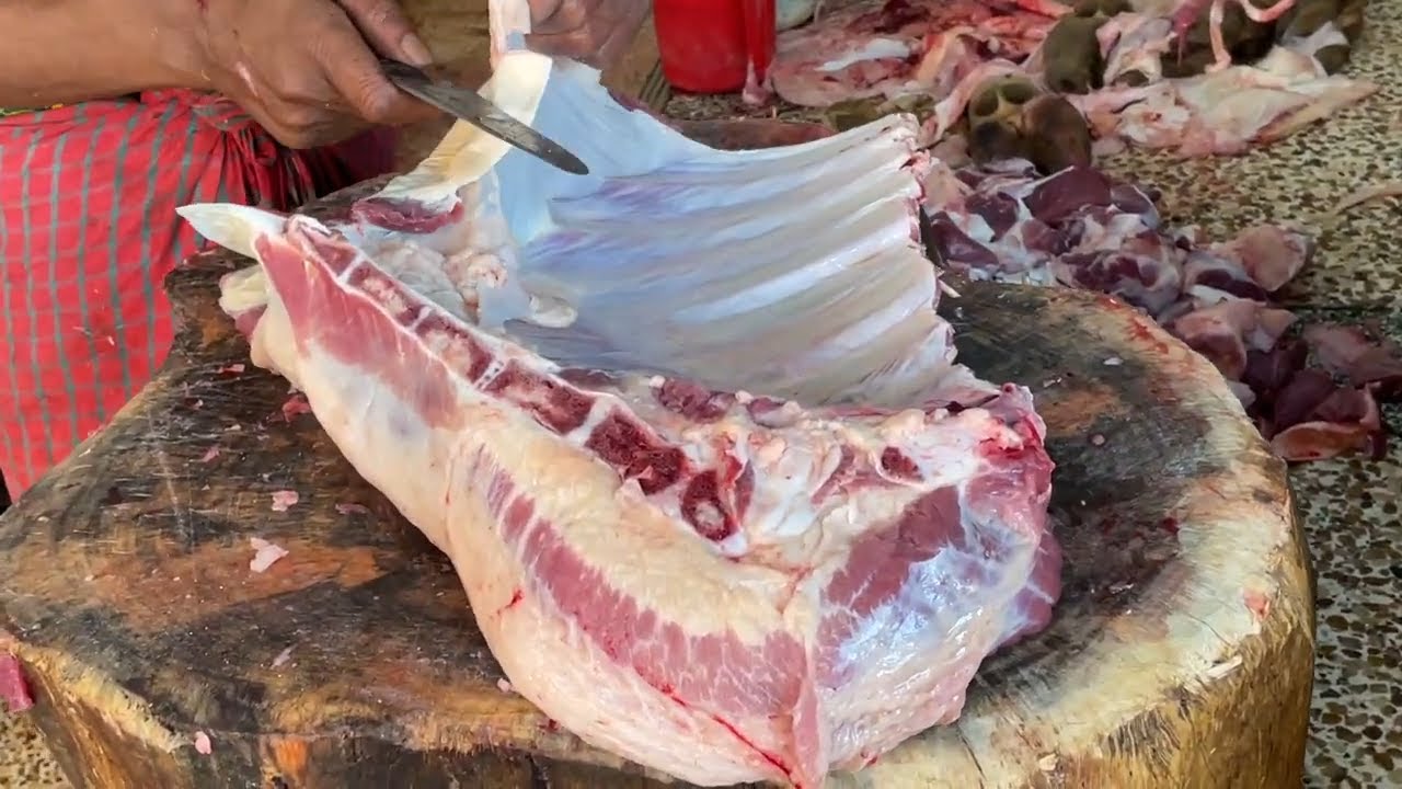 Cow Meat Cutting & Processing | Super Fastest Meat Cutting By Expert Butcher | Beef Cutting |