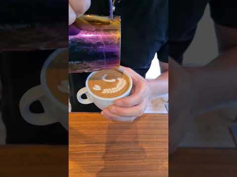 How to make 🍌 on coffee! Latte art tutorial!