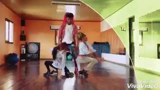 Awu ft Stanley Enow Sidomina