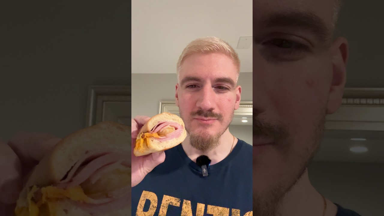 Сэндвич с ветчиной и тремя видами сыра от Jimmy John’s 