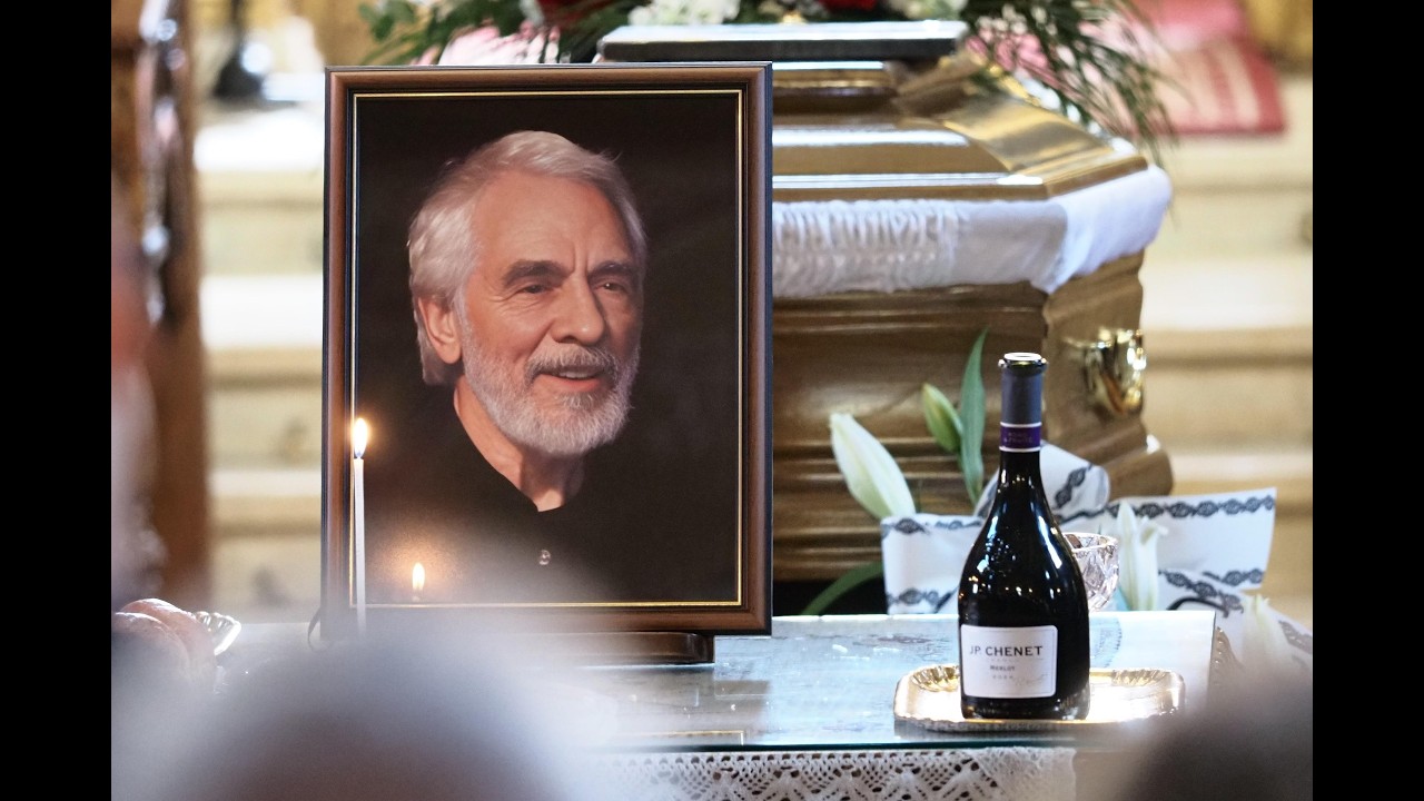 Последно сбогом с рицаря на българския театър Асен Шопов