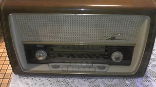 Old Tube Radio: Loewe-Opta Luna Stereo 4733W - Pre Restore
