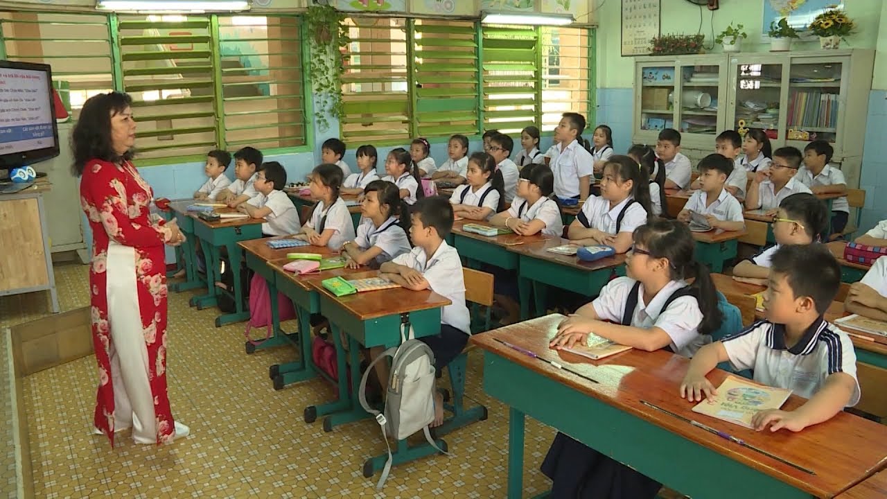 Hà Nội kéo dài thời gian tuyển sinh đầu cấp - youtube