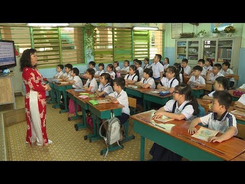 Video Hà Nội kéo dài thời gian tuyển sinh đầu cấp - youtube