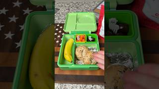 Bagels & Llamas For Lunch