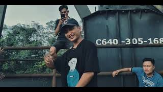 Holap ft. Dj Cbl, Belubur Derita (Official Music Video)