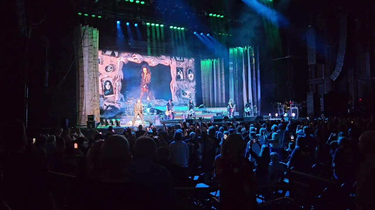 Alice Cooper - No More Mr. Nice Guy (partial) - Veterans Amphitheater, VA Beach - Sept 24, 2025