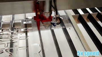 CO2 Laser Cutting Machine for Engraving and Cutting Acrylic