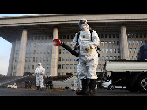🇨🇳 في خطوة غير مسبوقة.. الصين ترجئ جلسات البرلمان بسبب تفشي كورونا