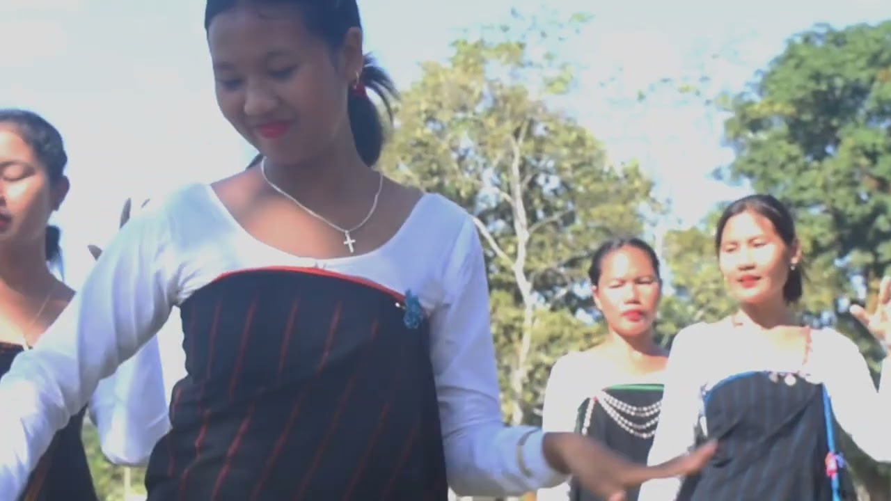 Ningrong pen vangnon oh don marly//karbi Christmas cover video🎥