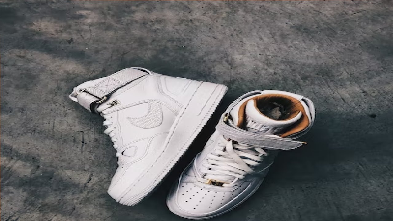 how-to-walk-without-creasing-your-shoes-in-only-3-minutes-youtube