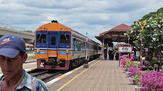 Train 43 Krung Thep Aphiwat Bangkok to Surat Thani at Hua Hin 14th September 2023