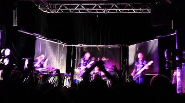 Django Django "Default" live in Lyon Nov. 2012