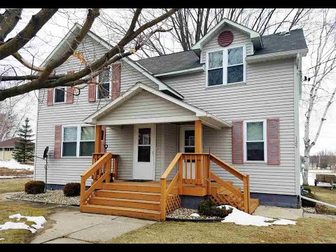 125 W Main, Gillett, WI home video tour