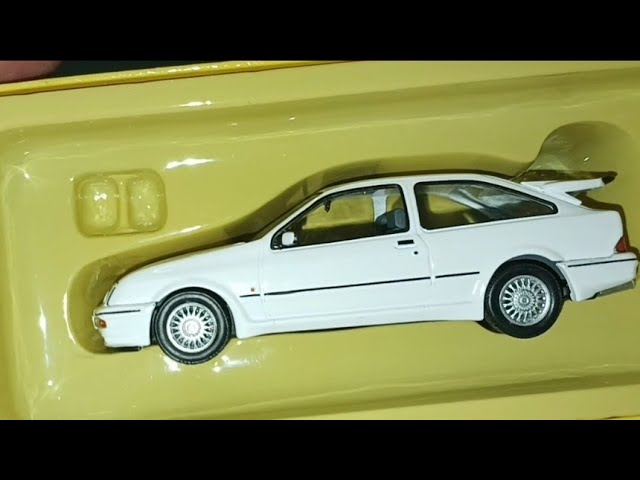 Véhicules miniatures IXO 1:43 Range Rover