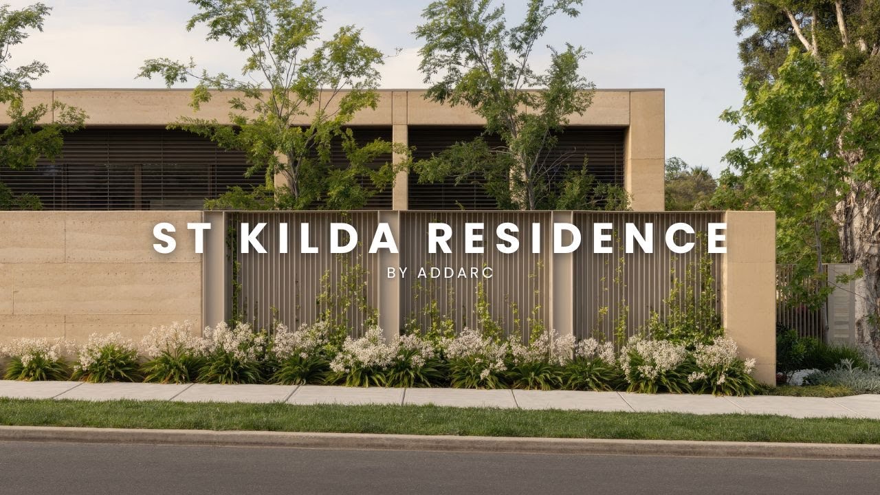 St Kilda Courtyard Residence by ADDARC | Rammed Earth Urban Sanctuary