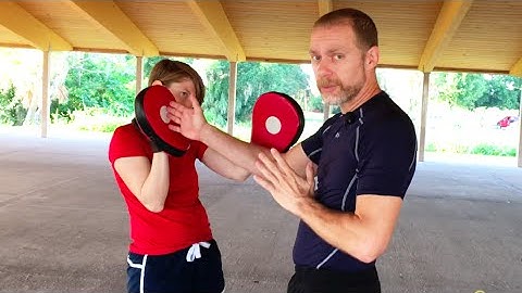 Core JKD - How To Hold Focus Mitts Properly