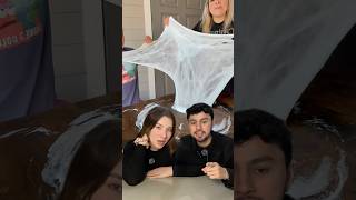 Slime con tan solo pegamento y jabón líquido?   #curiosidades #hacks #datoscurisos