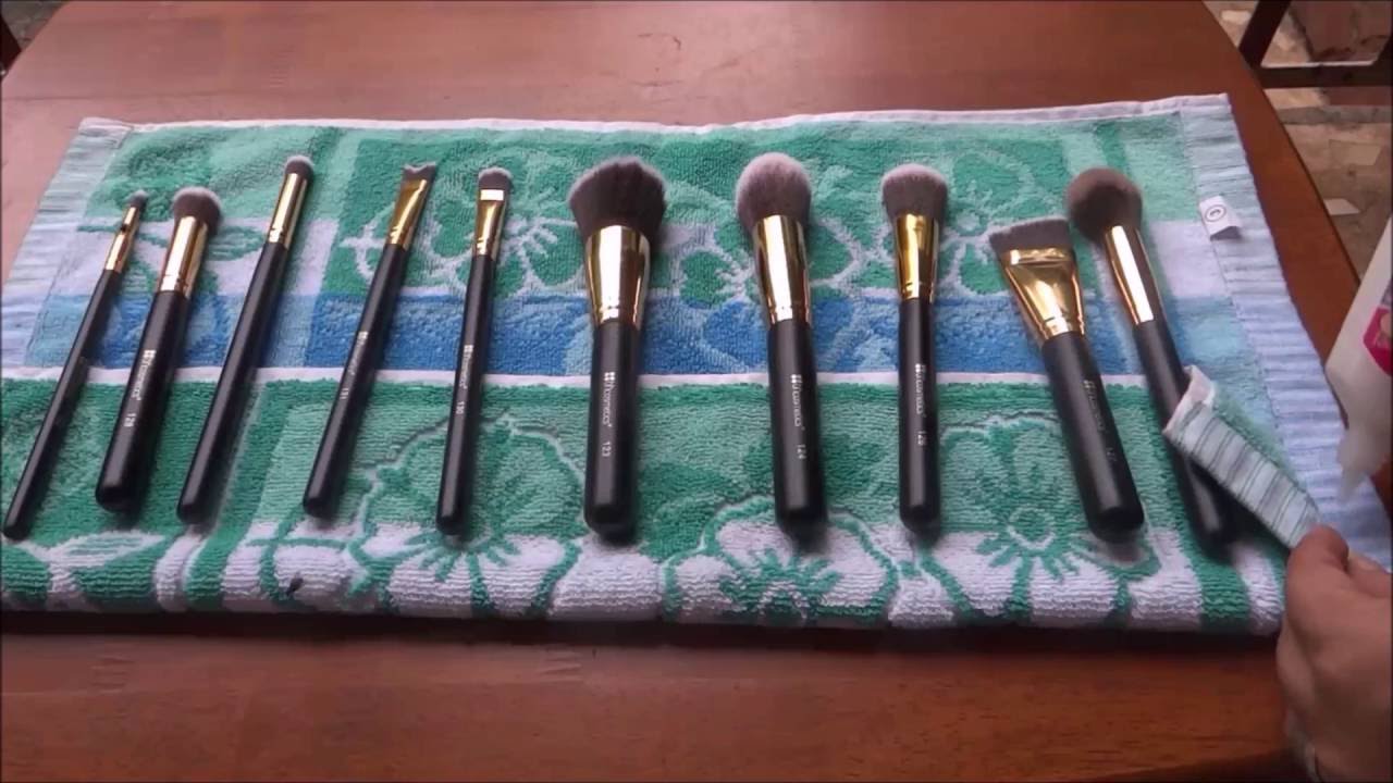 Sew your own makeup brush roll - 20th Century Cloth - Mid Century Fabric  And Homewares