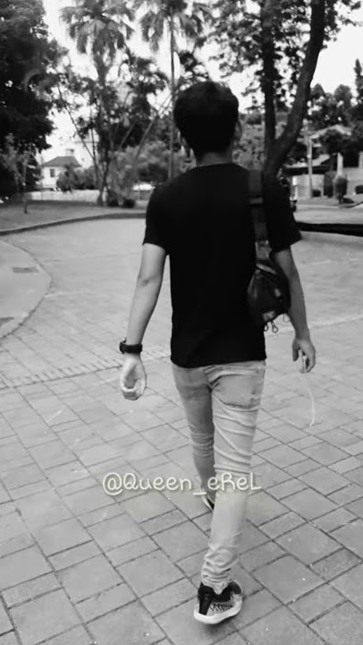 ditinggal pas sayang-sayange / story wa sedih