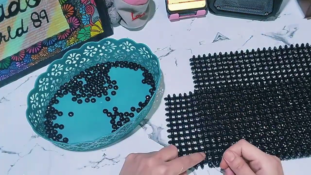 Part 1 💖of larg acrylic beaded bag 👜...#handmade #beadedbag #blackbag