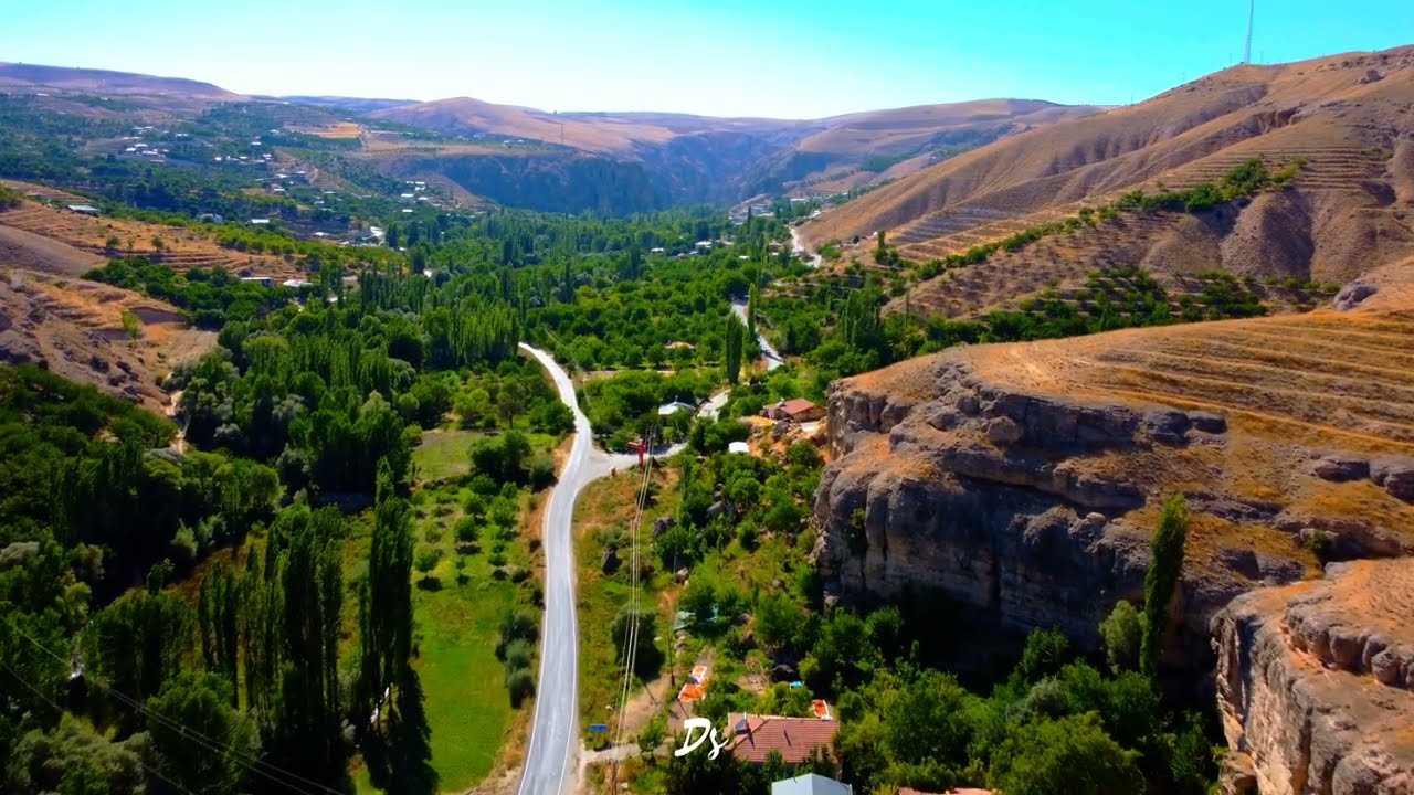 4K drone çekimi/ Malatya/Darende Ayvalı Köyü