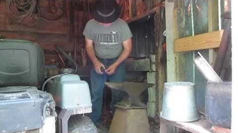 THE BEST BLACKSMITH ANVIL STAND