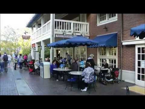 Video: Ghirardelli Soda Fountain thiab Disney Studio Store