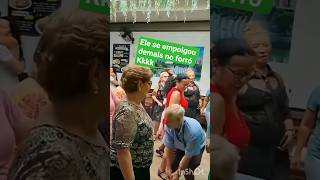 Eita ele dançou forró agachadinho kk Gostei