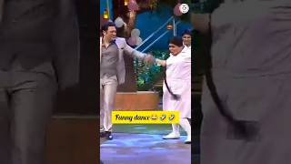 Govinda Chinky ful stop funny dance #thekapilsharmashow#funny  #dance #hitmusic .. 👏😂🤣
