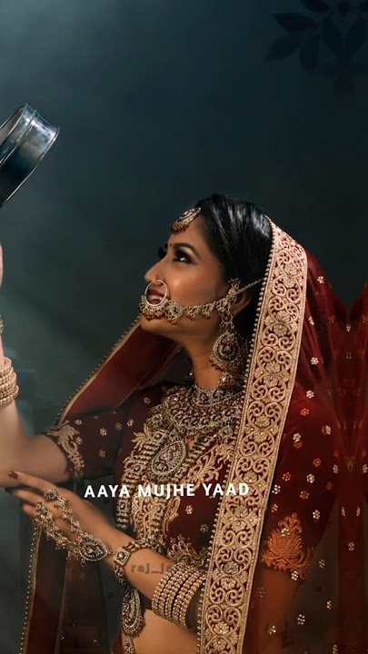 Tum aaye to aaya mujhe yaad gali me aaj chand nikla #karwachauthspecial #karwachauthstatus #trending