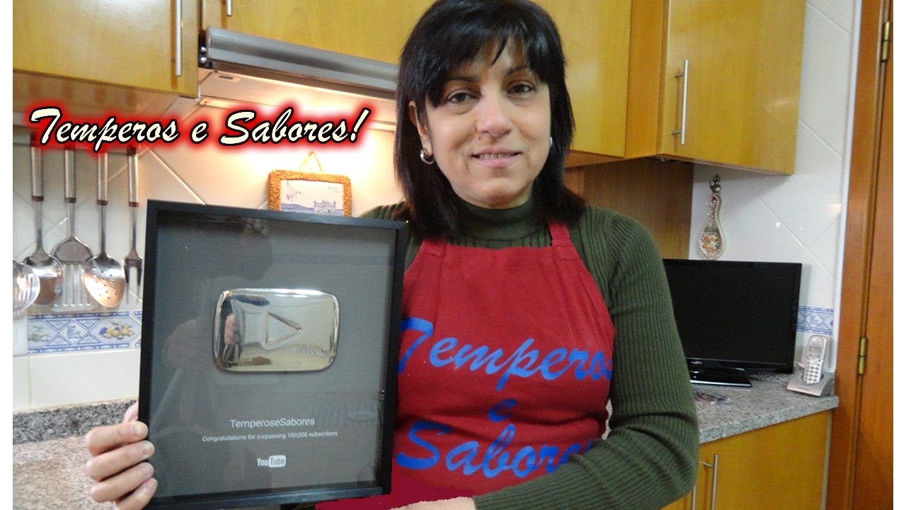 O MEU BOTÃO DE PRATA DO YOUTUBE PELOS 100 000 INSCRITOS NO MEU CANAL, MUITO OBRIGADA!