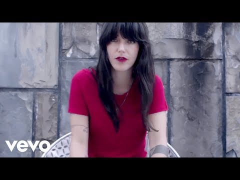 Sharon Van Etten - No One&#039;s Easy To Love