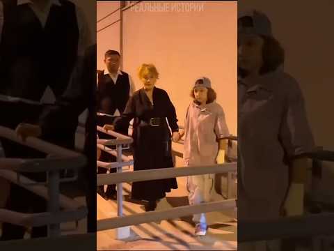 Алла Пугачева с