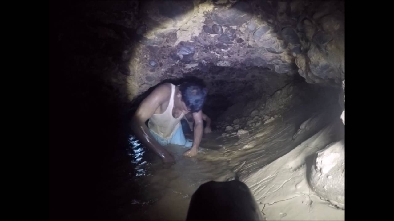 تنظيف خيف عين علي الحربية من الطين - قرية سويقة بينبع النخل