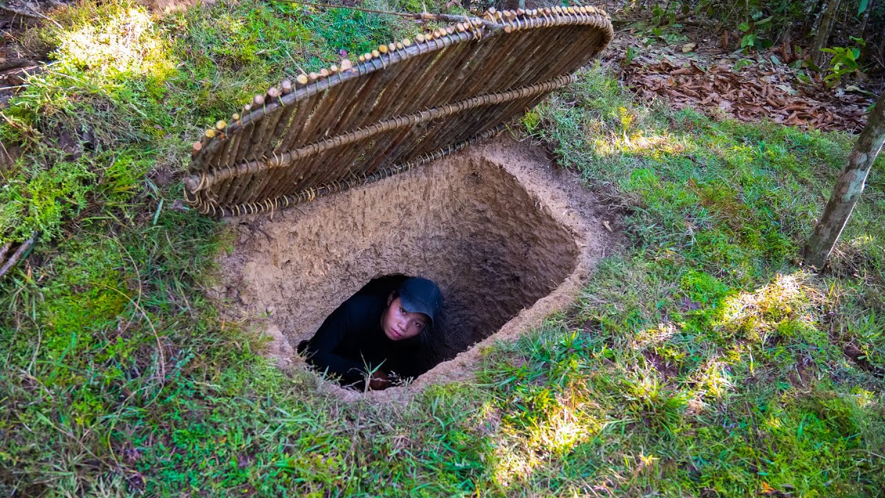 Girl Live Off Grid, Built The Most Secret Underground Apocalypse Home ...