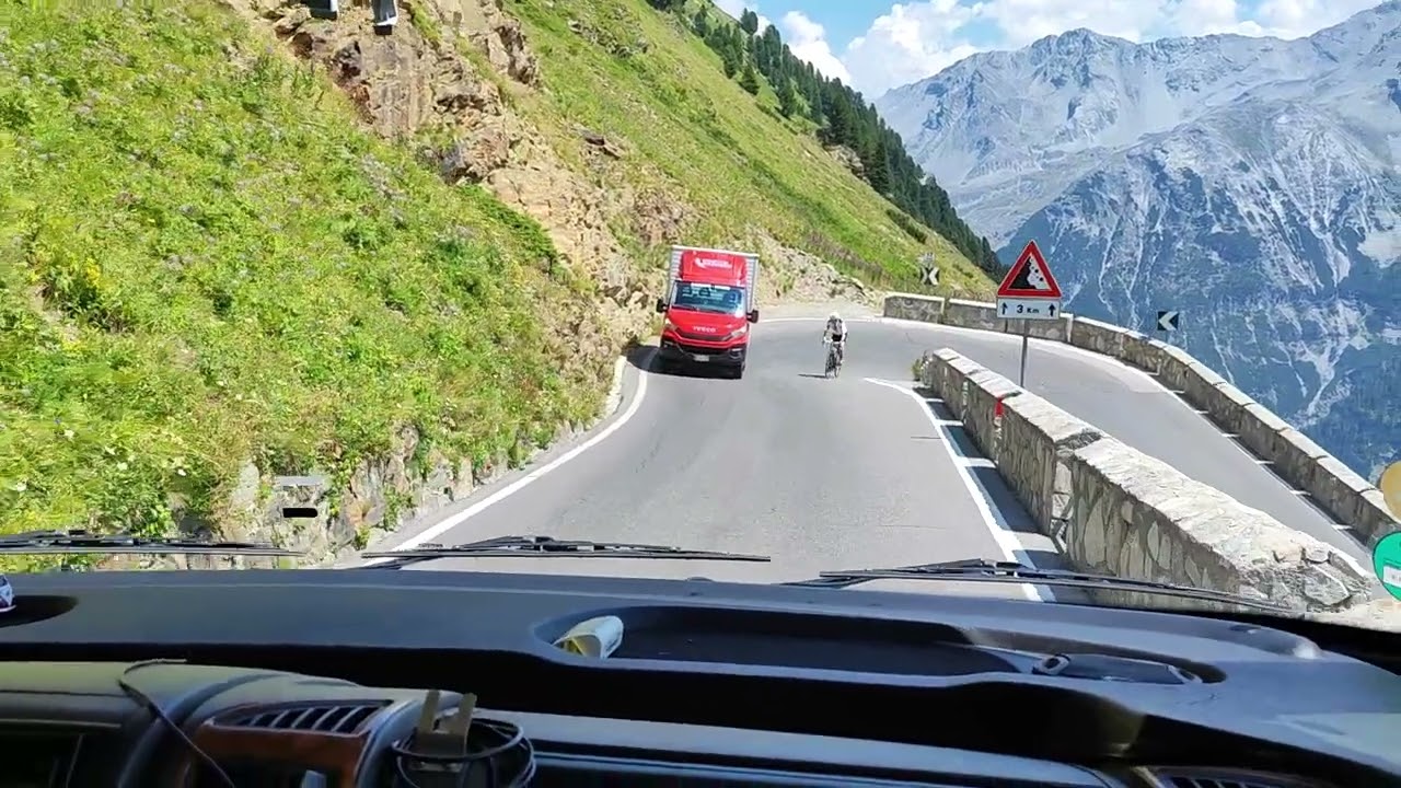 Stelviopas van bormio naar Stelvio met camper