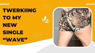 Tweerrrking To My New Single Wave
